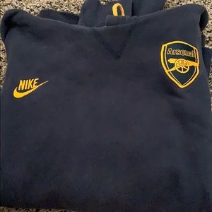 Dark blue nike arsenal sweatshirt